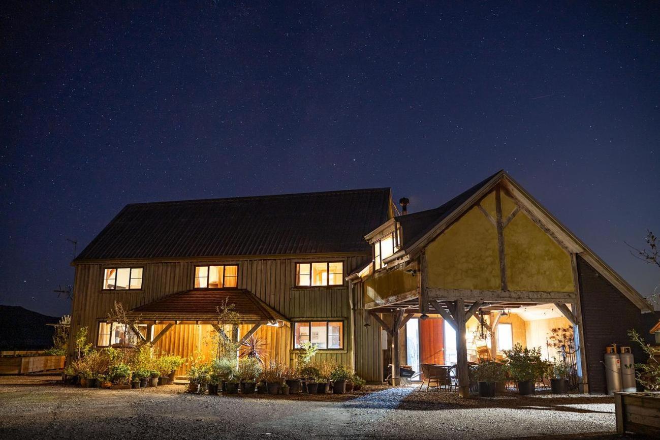 Housewithnonails Bed & Breakfast Matamata Exterior photo